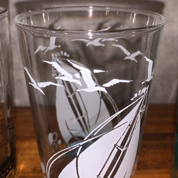 MCM 70s Vintage Set of 4 Nautical Sailboat Themed Clear Drinking Juice Glass - Picture 14 of 17